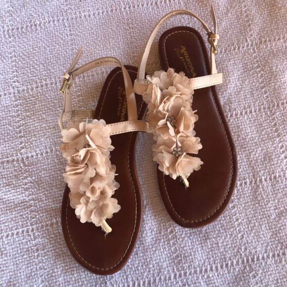 Y2K Arizona Jean Company AZ Aruba Floral Bejeweled Thong Sandals Women’s 7M Boho